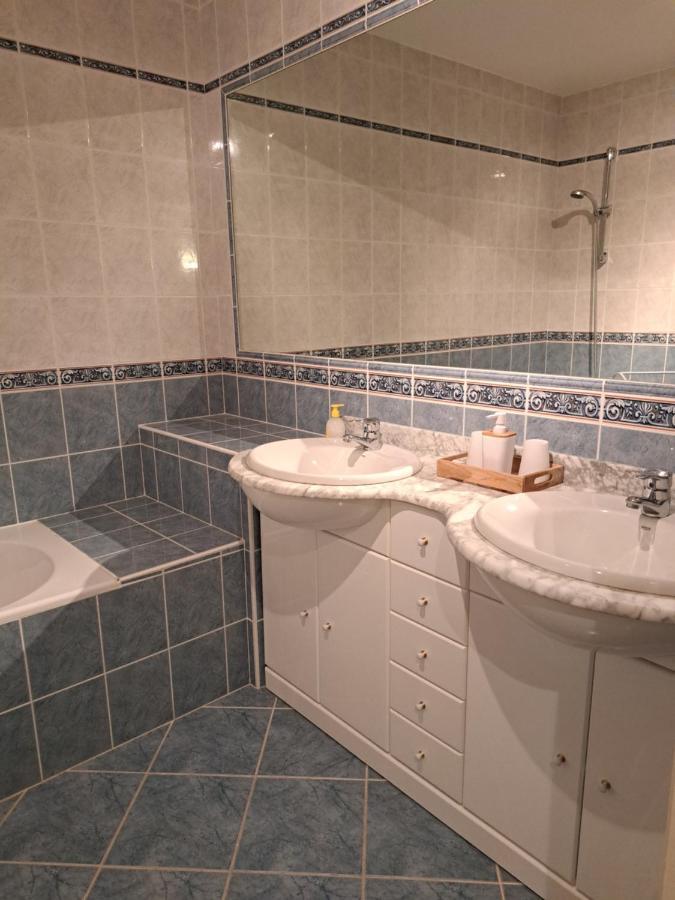 Chambre D'Hotes Le Val Du Chapelain Bed & Breakfast Montigny-la-Resle Eksteriør bilde