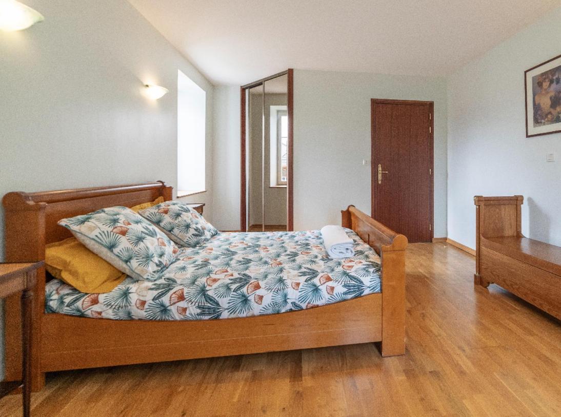 Chambre D'Hotes Le Val Du Chapelain Bed & Breakfast Montigny-la-Resle Rom bilde