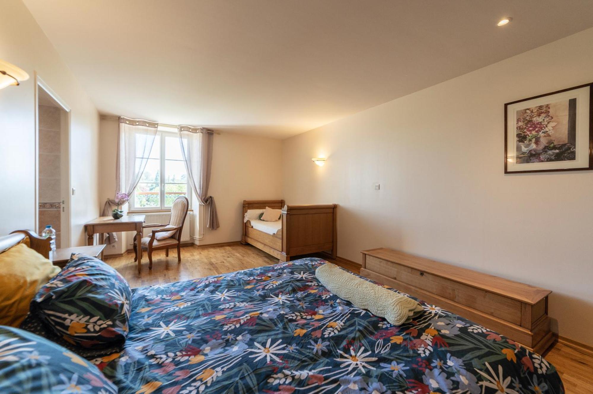 Chambre D'Hotes Le Val Du Chapelain Bed & Breakfast Montigny-la-Resle Rom bilde